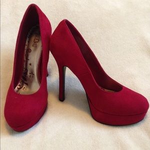 Brash Red Platform Stiletto Pumps size 7.5